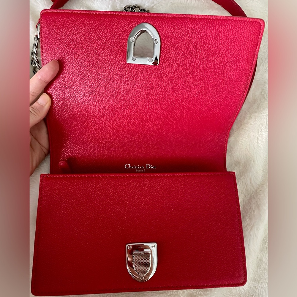 Christian Dior Grained Calfskin Diorama Small Red Crossbody - Picture 11 of 13